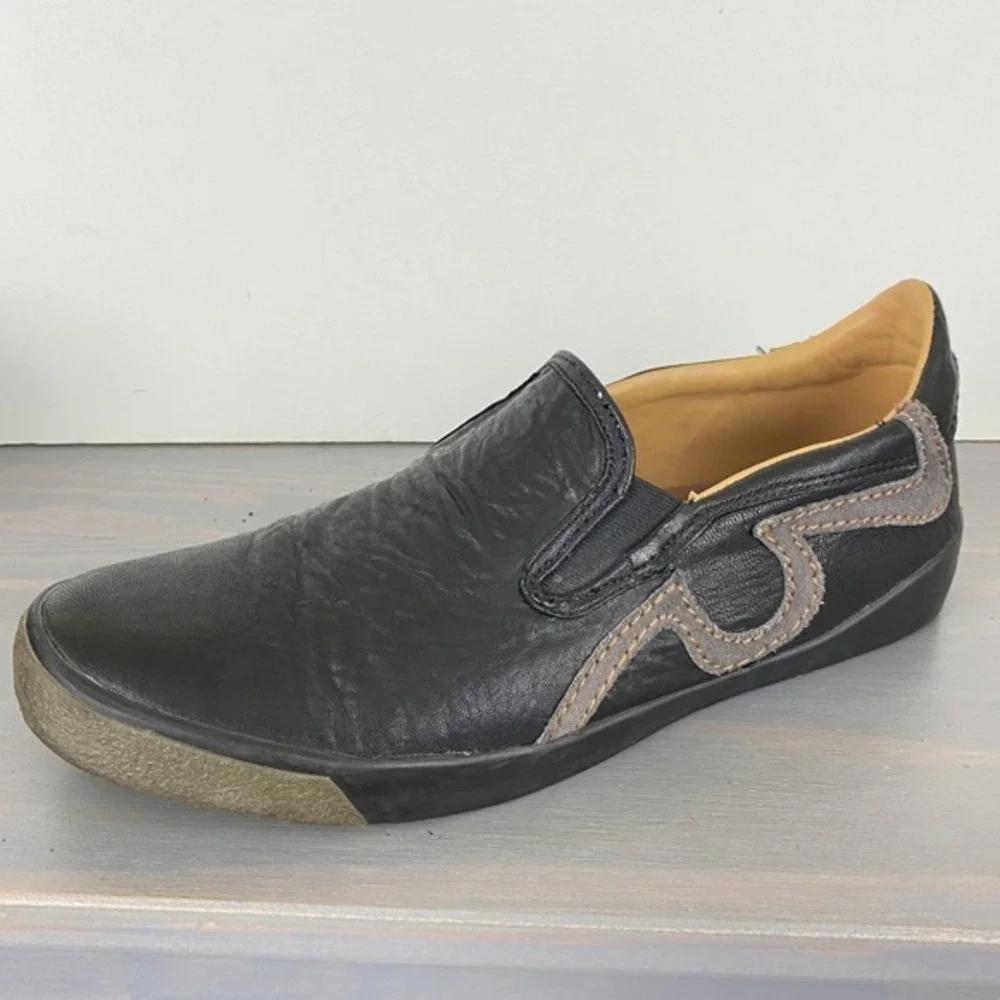 True Religion Low Top Slip On Leather Sneakers Men Size 10 Black Mock‎ Toe Shoes